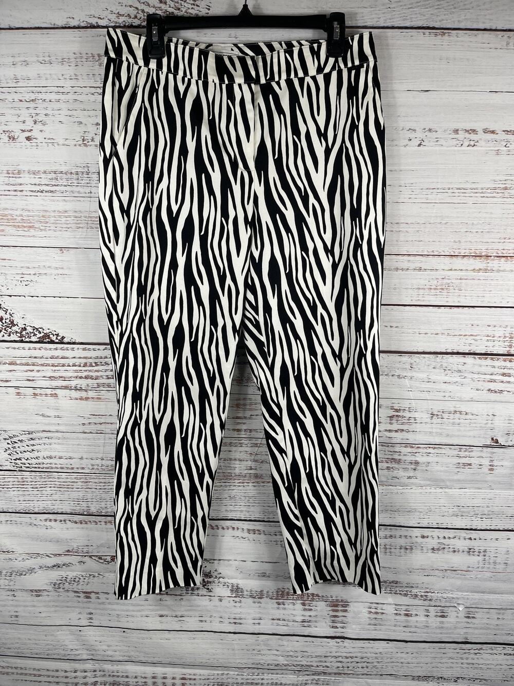 St. John Sport Emma Pants Women's SZ 8 Black White Zebra Print Ankle Tapered Leg